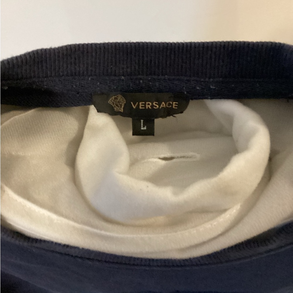 VERSACE Navy Sweatshirt with Embossed Design size L - Picture 5 of 5